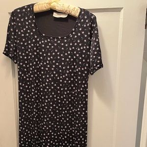 Floral maternity dress